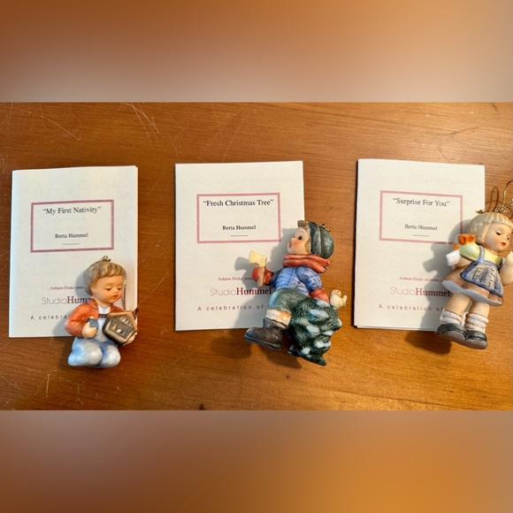 Berta Hummel Christmas Ornaments Box 2 - Picture 2 of 2
